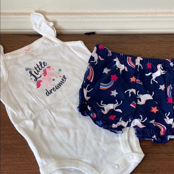 Carter’s 3 Piece Unicorn Short set NWT - Picture 6 of 8
